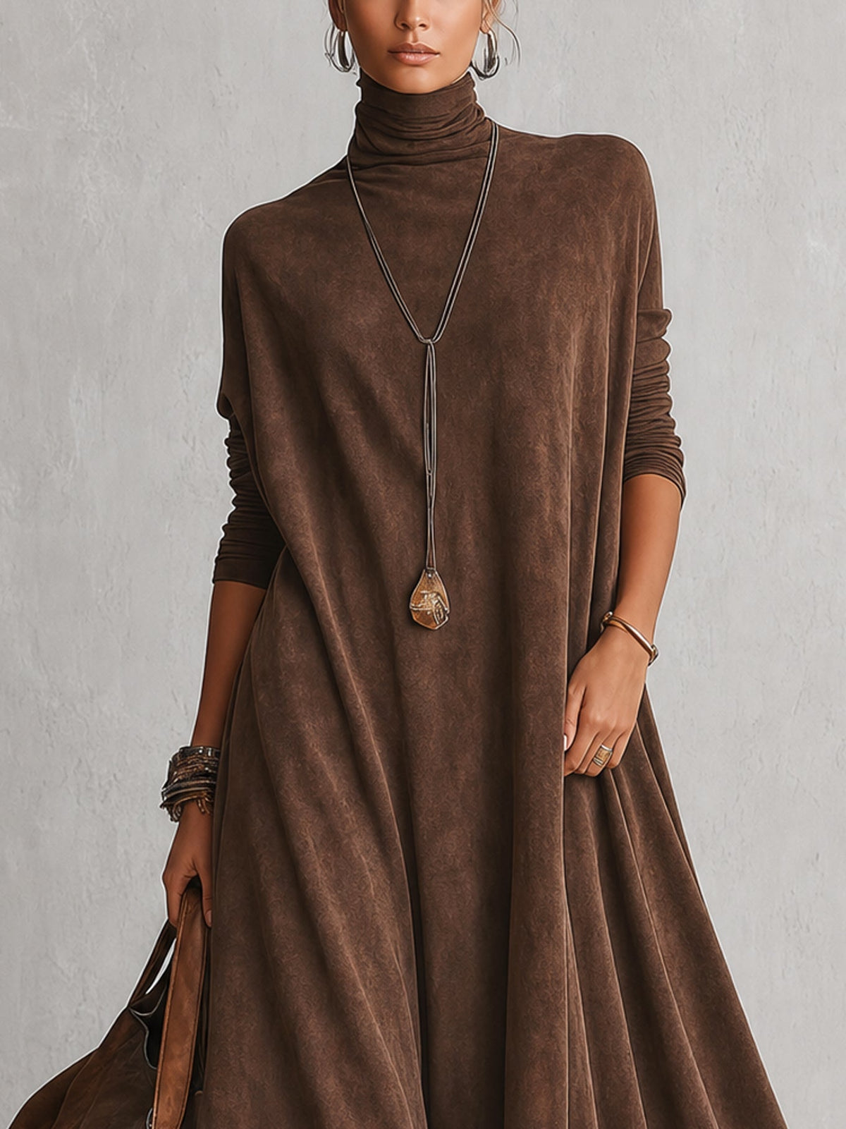 PIERA | Langes Kleid mit Wildleder-Effekt und Spitzenrand