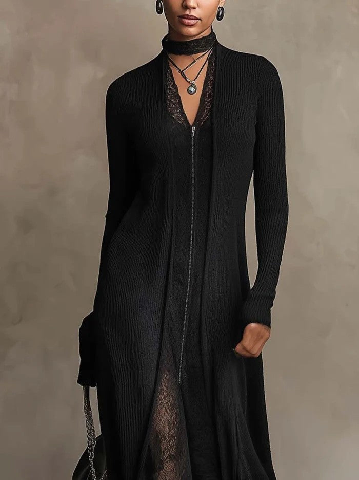Solenne | Maxikleid aus gerippter Strickware mit Spitze, Schwarz
