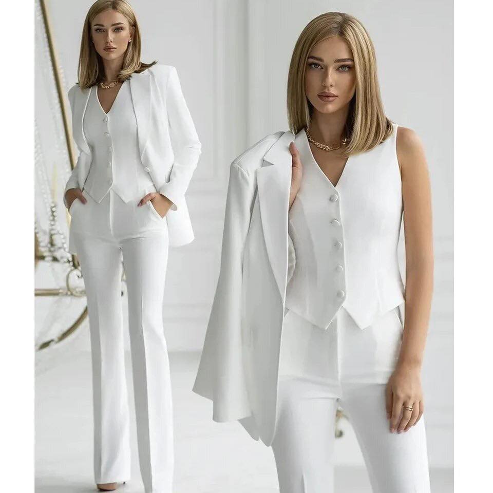 Traje Safira (Chaqueta + Pantalones + Chaleco)
