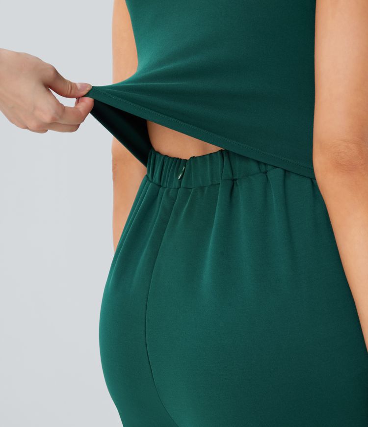 VALERIE – Eleganter Jumpsuit mit V-Ausschnitt und Taschen