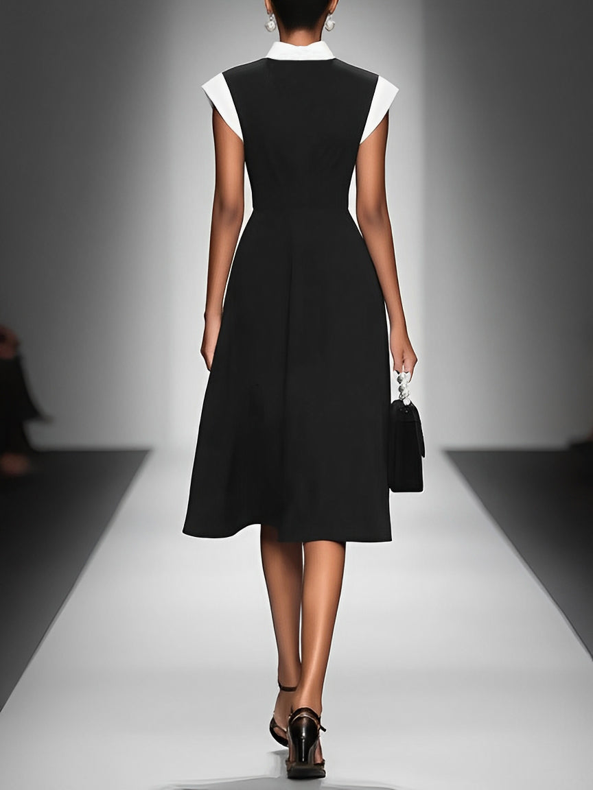 Ariane | Midikleid mit eckigem Ausschnitt und Kontrastärmeln