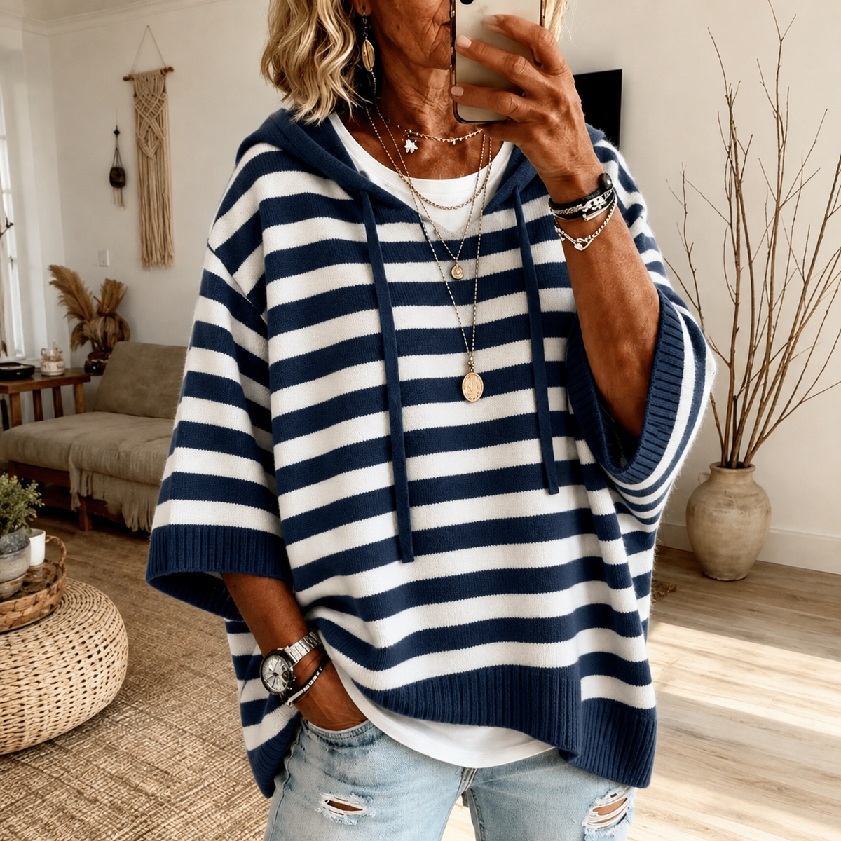 Marine | Gestreifter Poncho-Pullover in Marineblau
