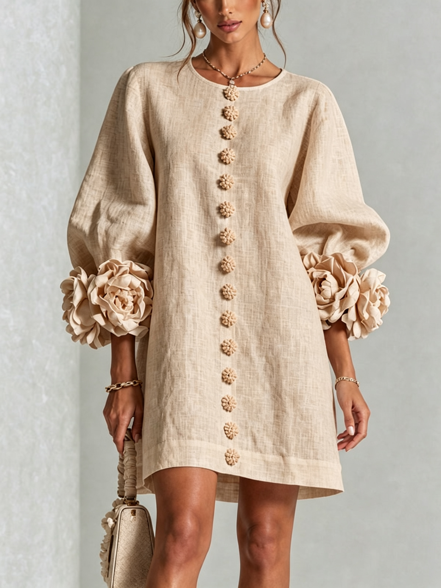 Weißes Blumendesign Hemdblusenkleid mit auffälligen Blumenknöpfen