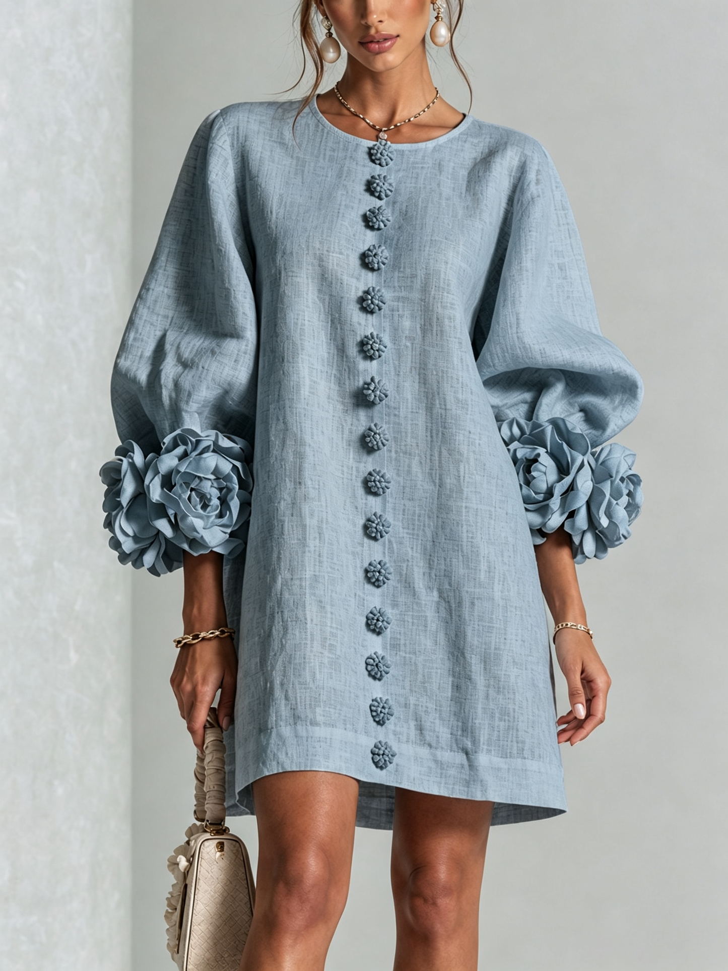 Blumenkleid mit Statement-Ärmeln – Staubblau
