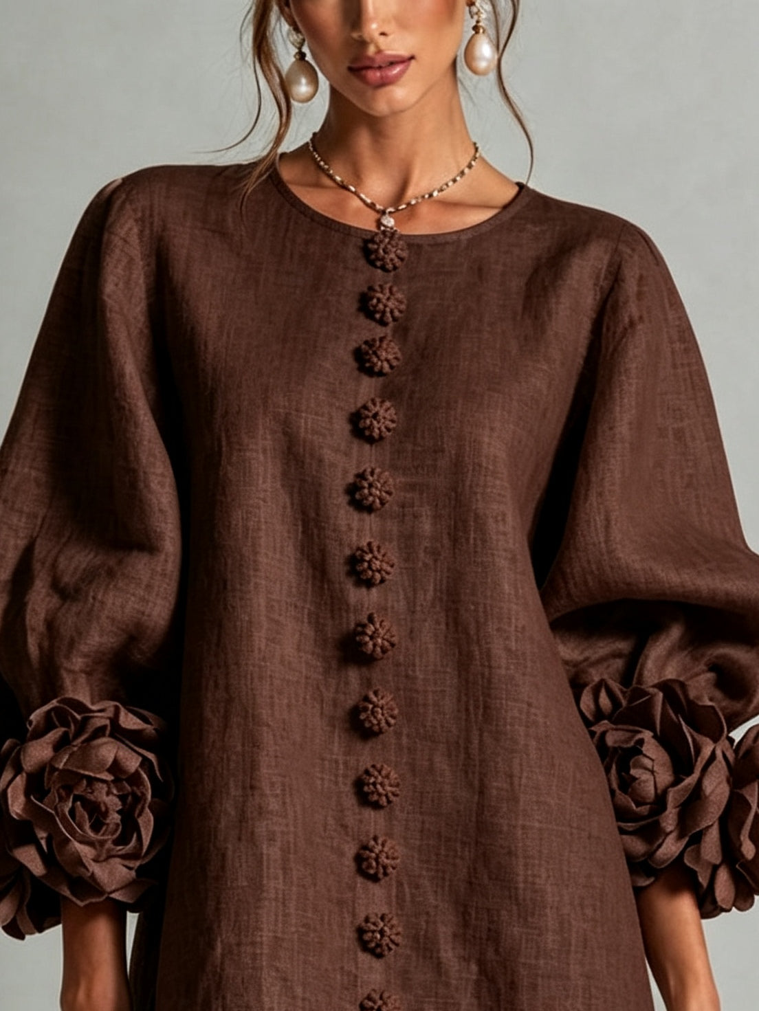 Blumenkleid mit Statement-Ärmeln – Schokobraun