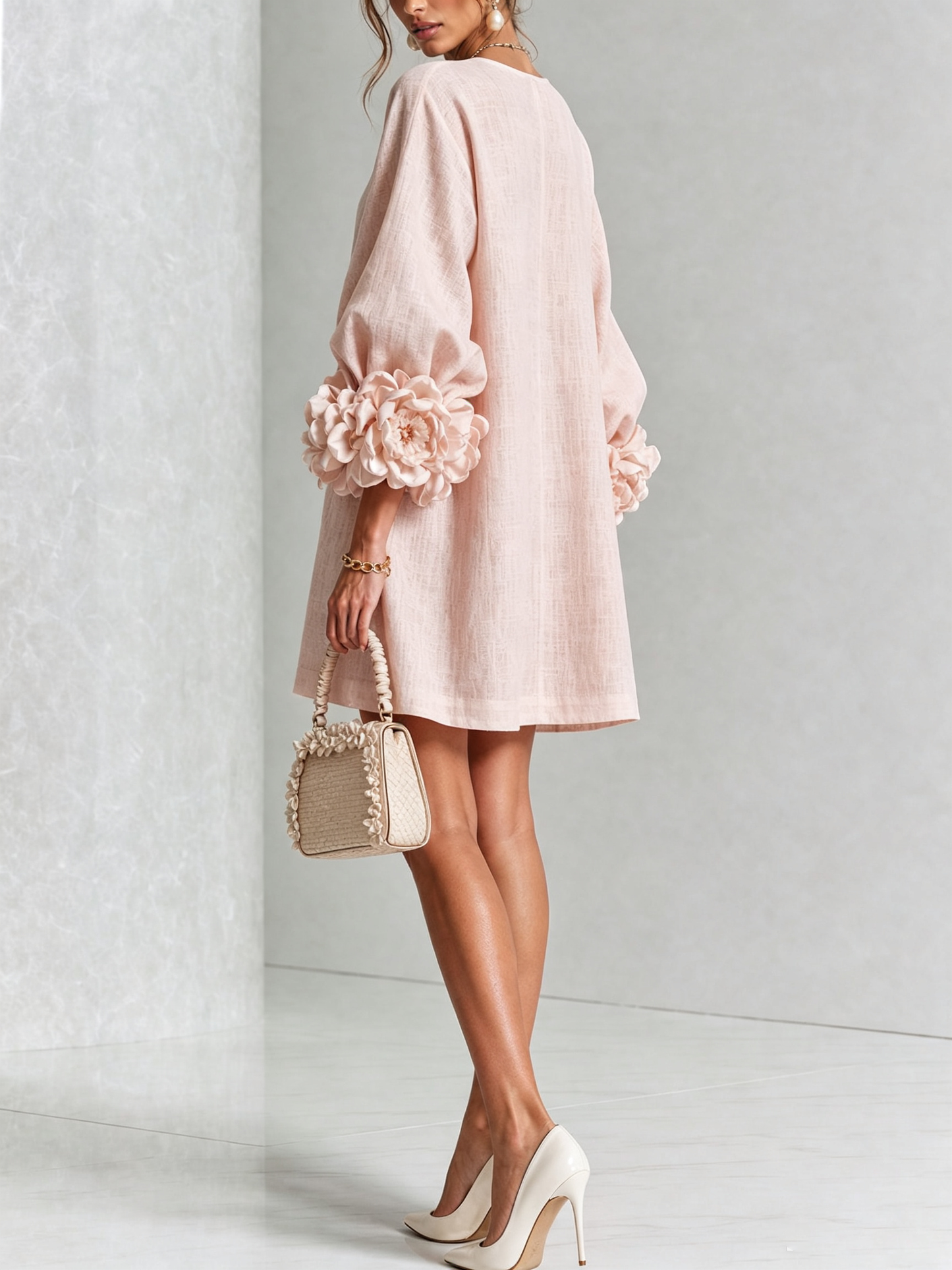 Weißes Blumendesign Hemdblusenkleid mit auffälligen Blumenknöpfen