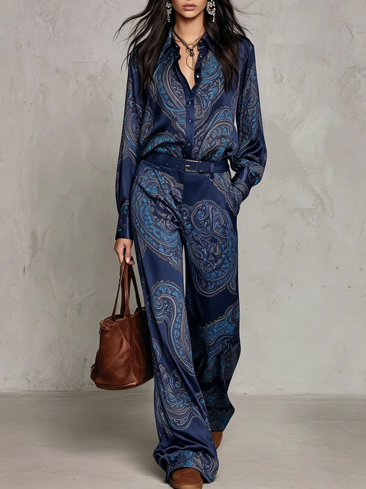 NOEMI – Elegantes Paisley-Zweiteiler-Set in Marineblau