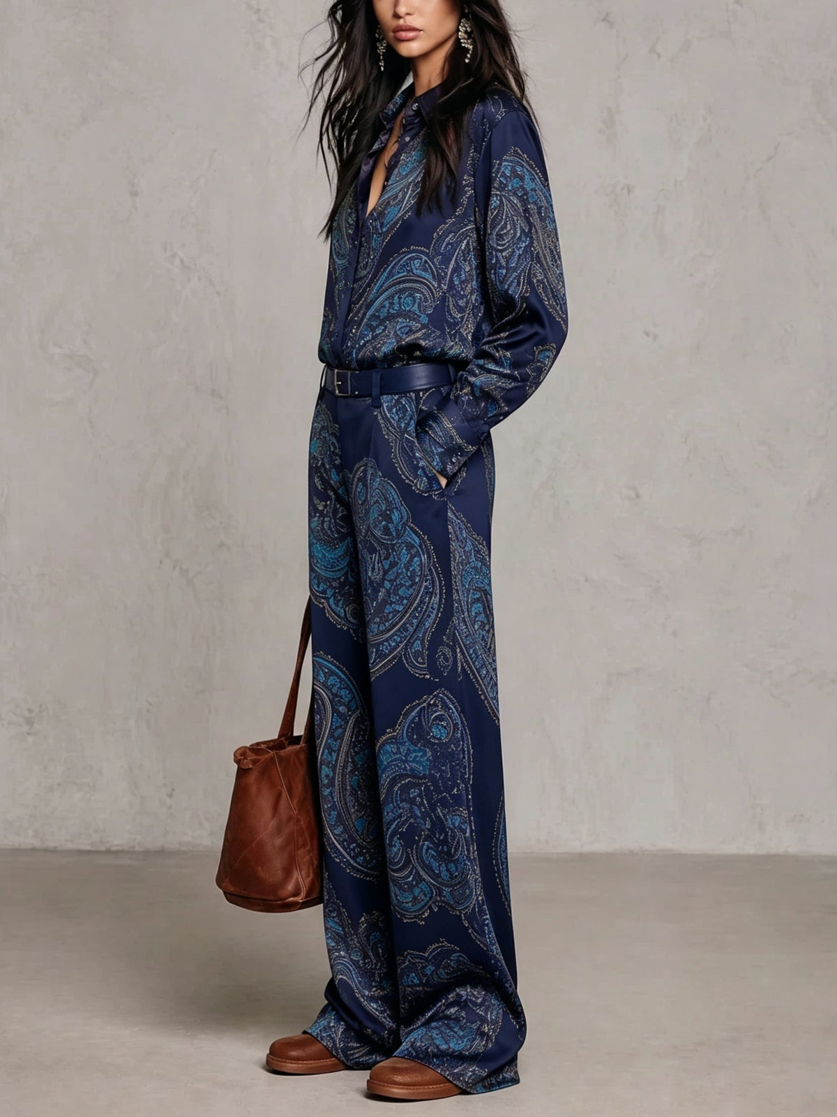 NOEMI – Elegantes Paisley-Zweiteiler-Set in Marineblau
