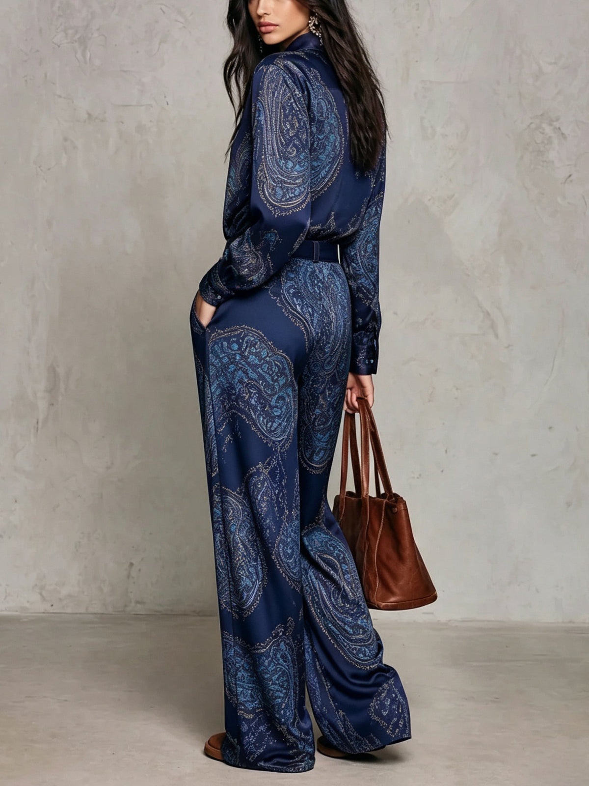 NOEMI – Elegantes Paisley-Zweiteiler-Set in Marineblau