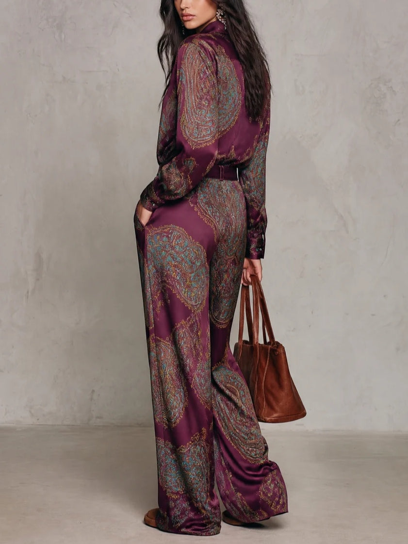 NOEMI – Elegantes Paisley-Zweiteiler-Set in Bordeaux