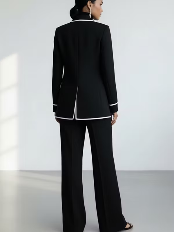 Claudine | Zweiteiliges Ensemble Blazer mit Kontrast-Paspel in Schwarz und weitem Hosen