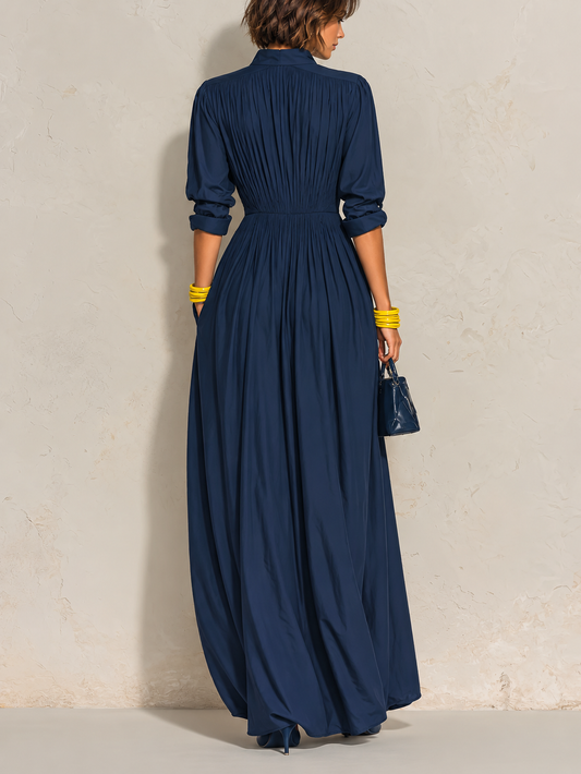 Azurine | Lange Faltige Marineblaue Robe mit V-Ausschnitt