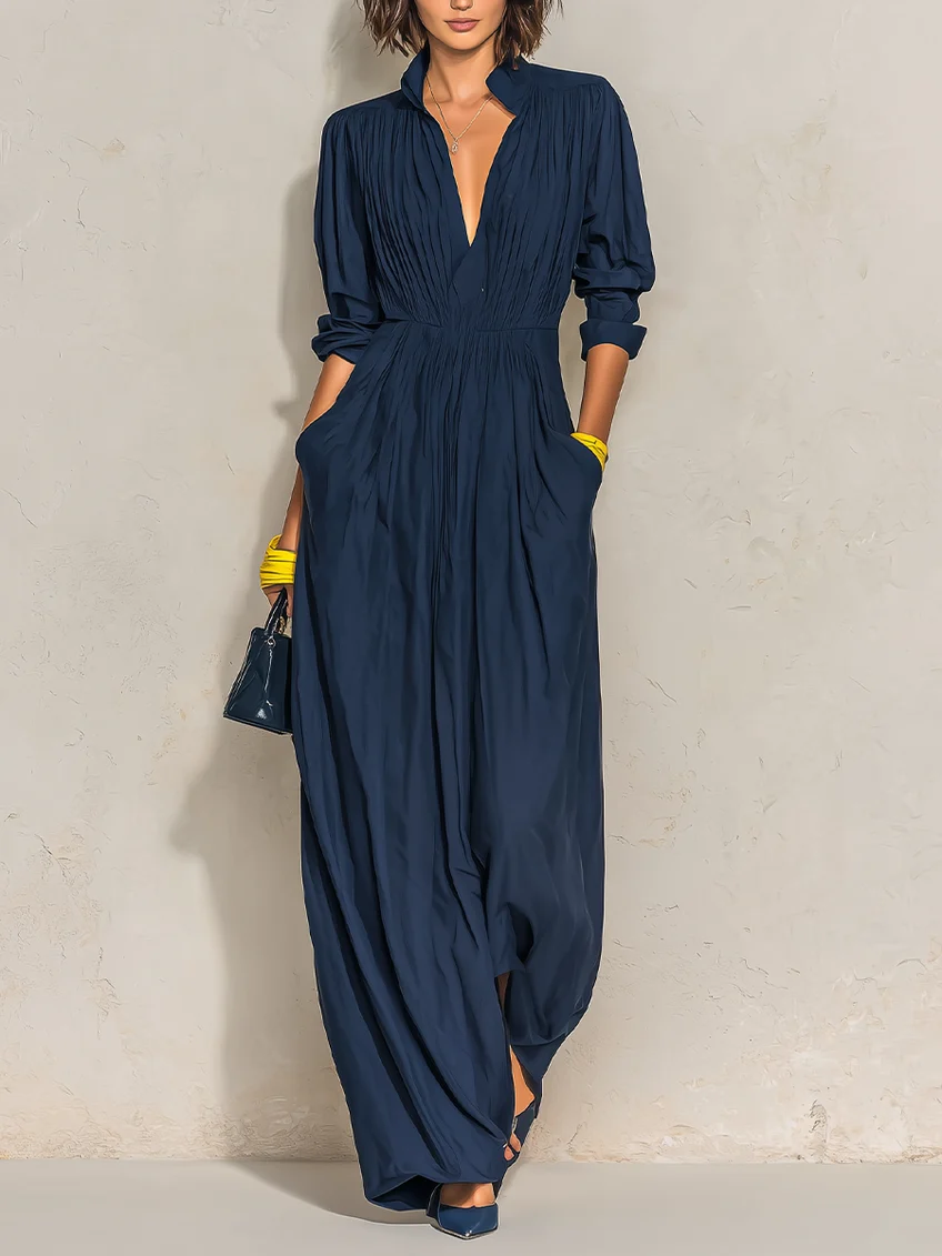 Azurine | Lange Faltige Marineblaue Robe mit V-Ausschnitt