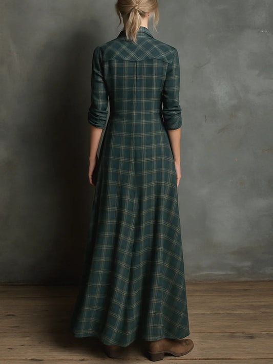 Mireille | Elegantes Maxikleid mit kariertem Revers