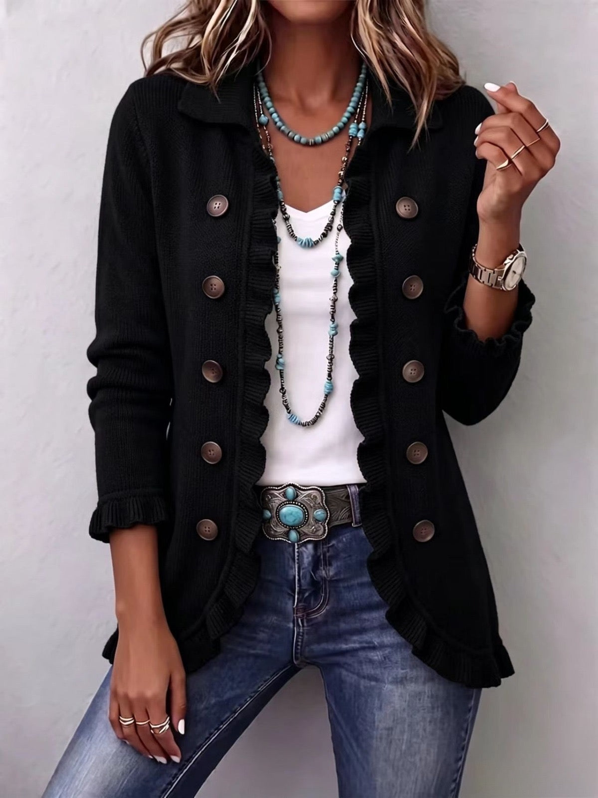 Zélie | Intense Schwarz Rippstrickjacke mit Volants