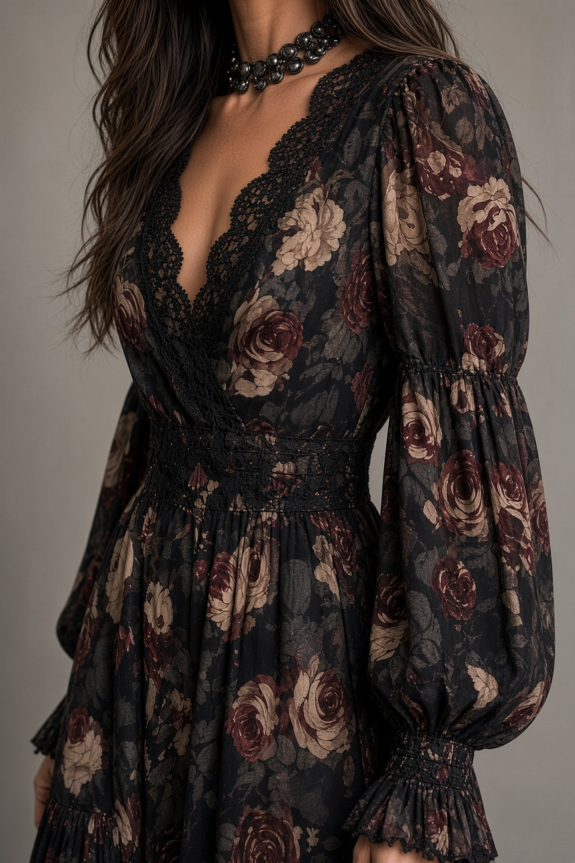Hélène | Vintage Blümchenkleid mit Spitzen-Details
