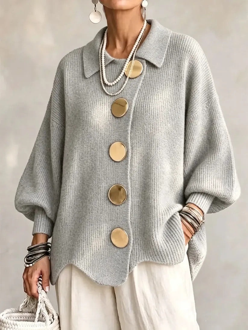 Karina | Grobstrickjacke mit goldfarbenen Knöpfen