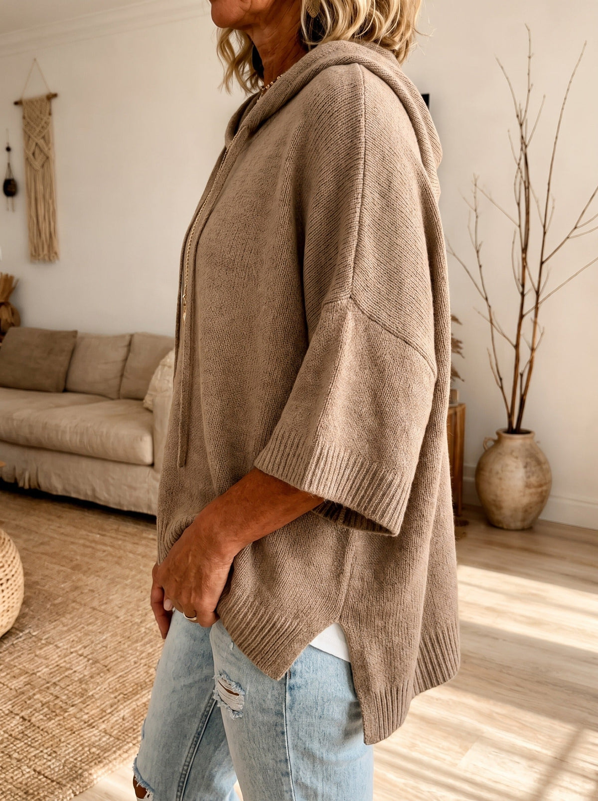 Manon | Kuscheliger Poncho-Pullover in Taupe