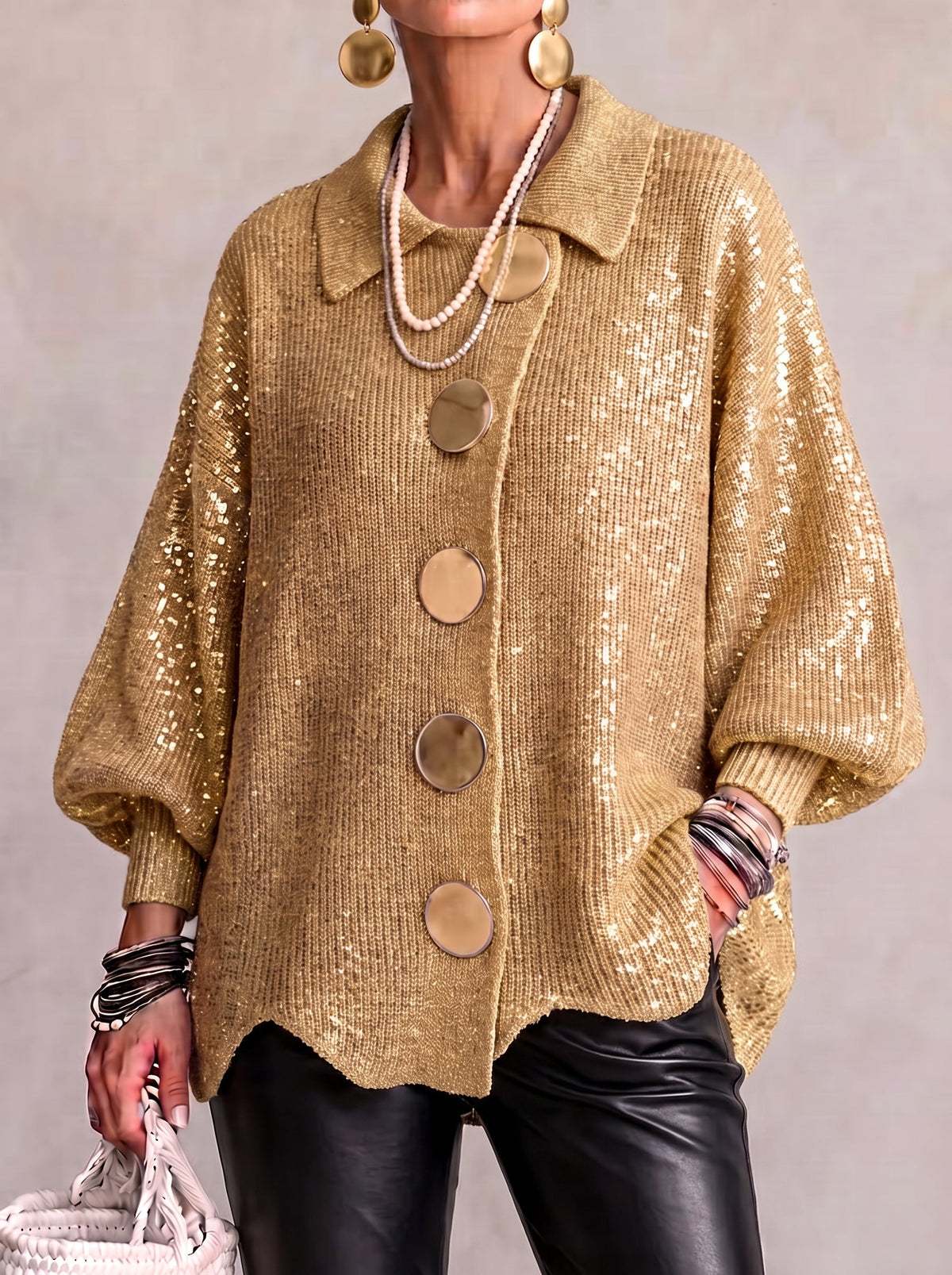 Karina | Grobstrickjacke mit goldfarbenen Knöpfen
