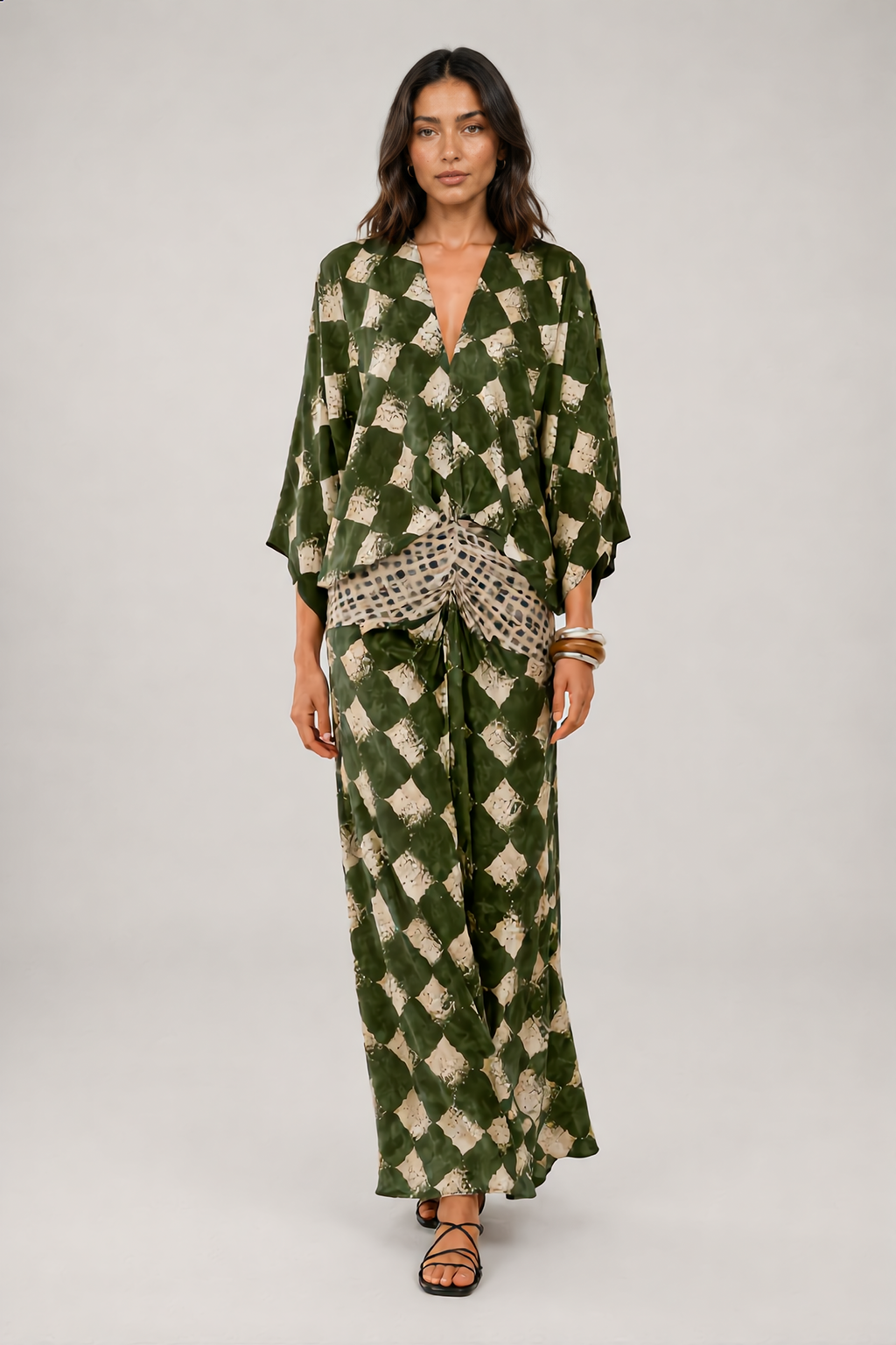 MAÉLIA – Maxikleid mit grünem Mosaikmuster