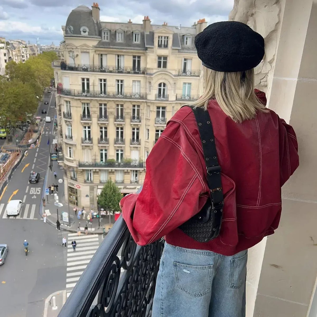 Renée | Oversized Bomberjacke mit Kontrastnähten